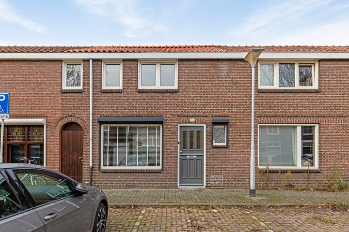 Bekijk foto 1 van Christiaan Huygensstraat 31