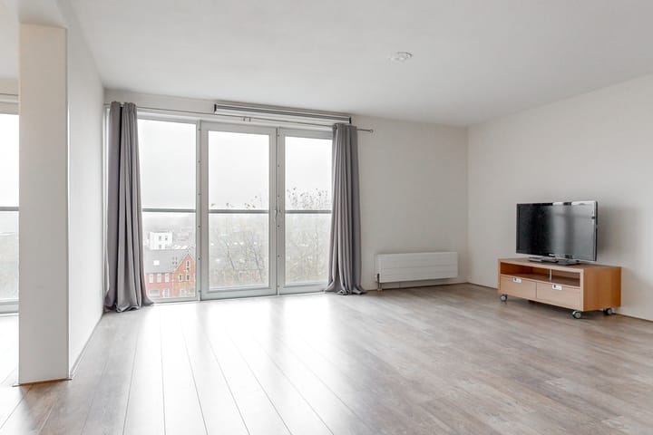 Foto 2 van Pandora 44