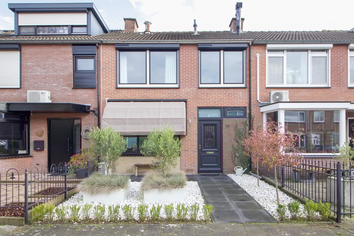 Photo 2 of Koenraadstraat 36