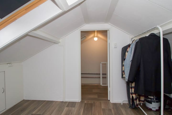 Photo 27 of Koenraadstraat 36