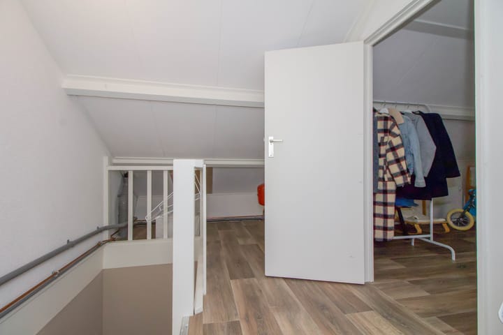 Photo 29 of Koenraadstraat 36