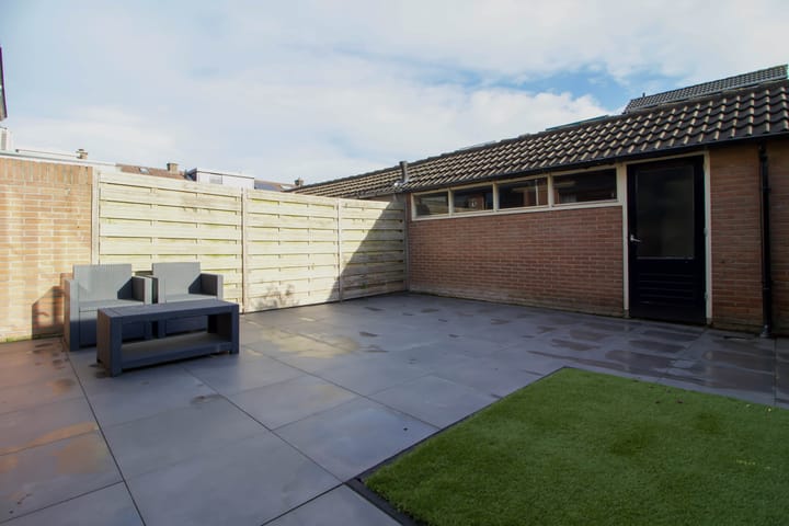 Photo 32 of Koenraadstraat 36