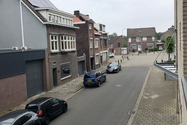 View photo 30 of Heulsstraat 34