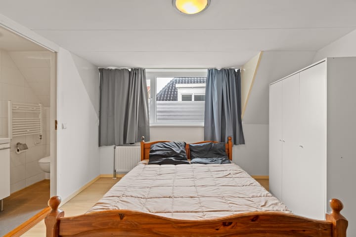 Photo 28 of Piet Heinplein 9