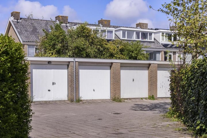 Foto 2 van Jan Vermeerhof 16