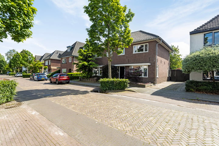 View photo 4 of Goudbergstraat 48