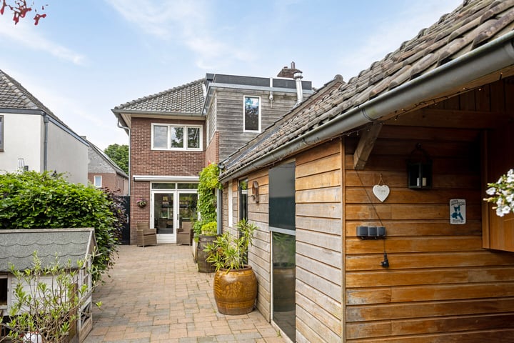 View photo 31 of Goudbergstraat 48