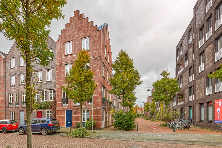 Bekijk foto 1 van Christoffel Plantijnstraat 40