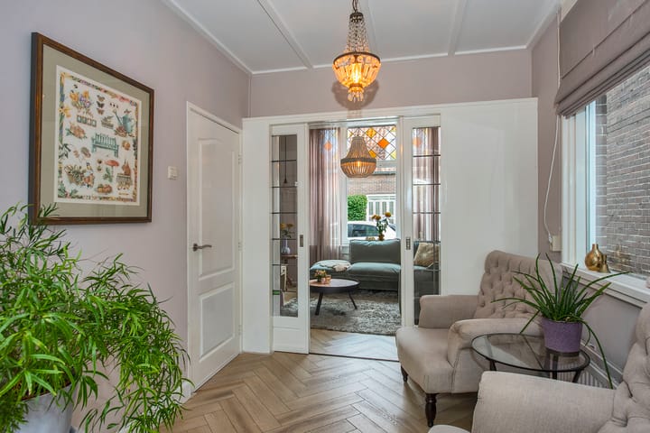 Photo 3 of Trompstraat 12