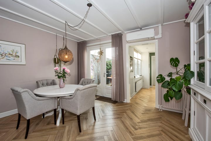 Photo 8 of Trompstraat 12