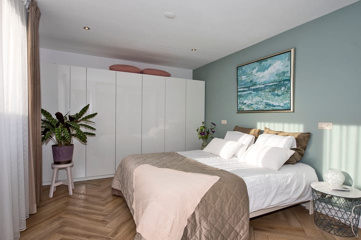 Photo 15 of Trompstraat 12