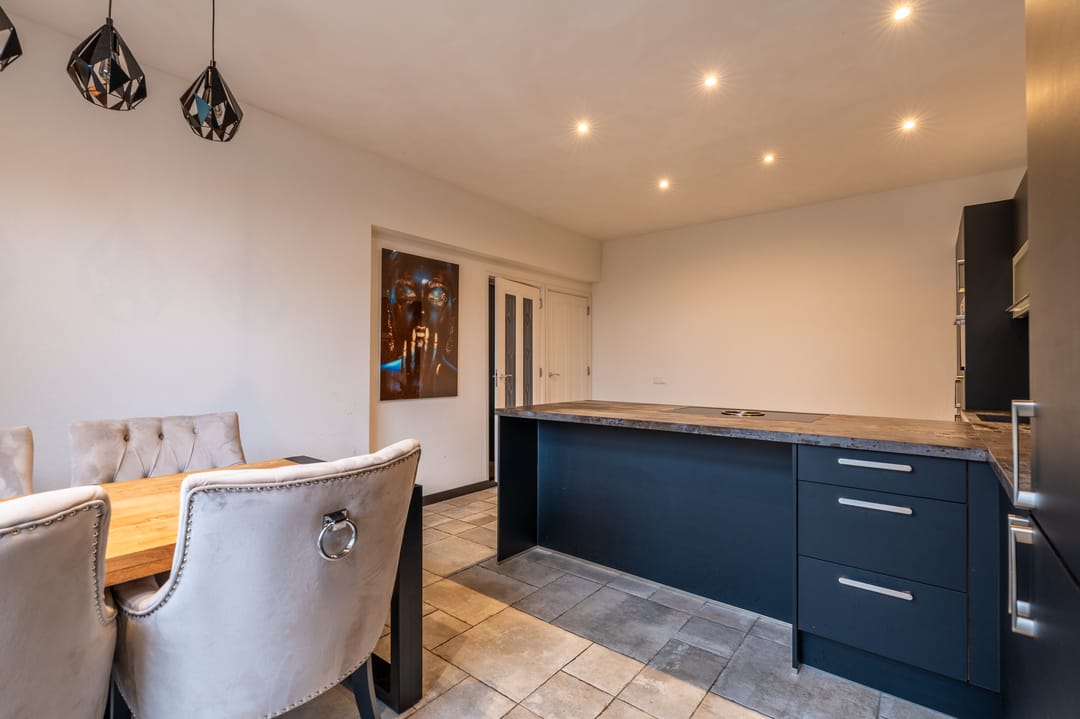 Photo 17 of Bovenburen 169