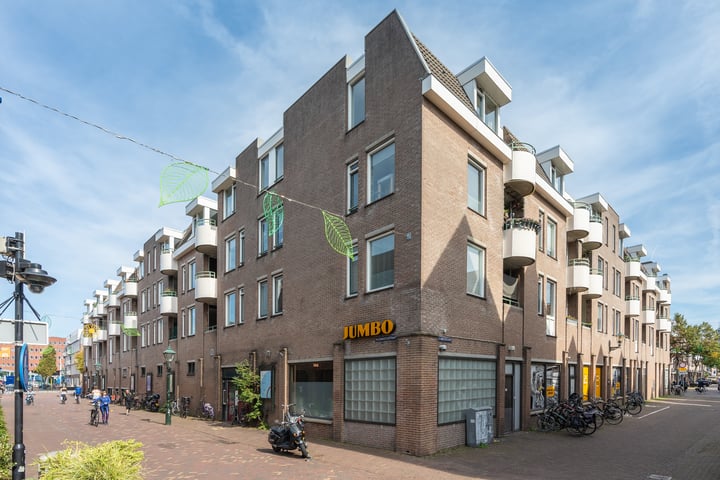 Bekijk foto 2 van Paternosterstraat 83