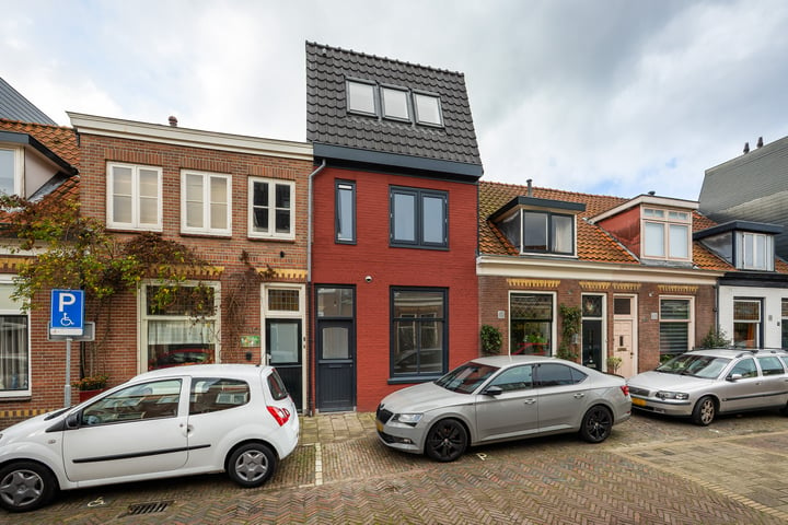 Bekijk foto 1 van Brouwersstraat 104