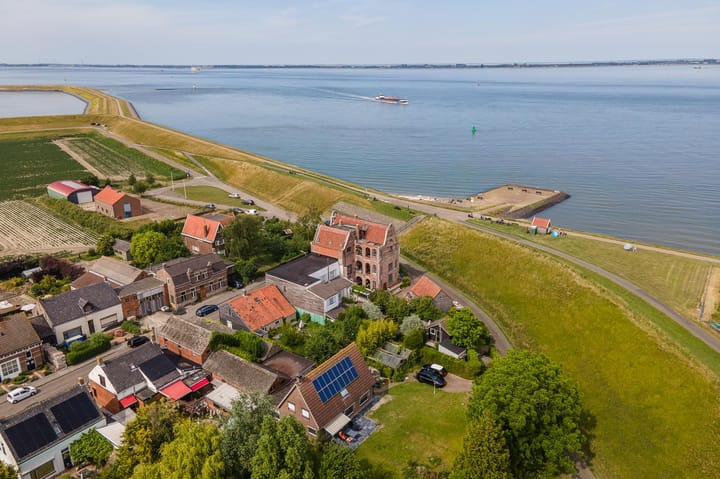 Foto 8 van Walsoordensestraat 4