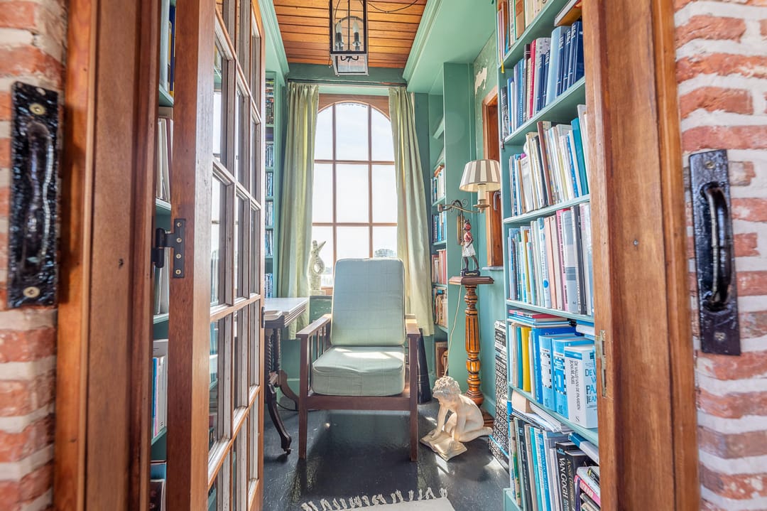 Photo 43 of Walsoordensestraat 4