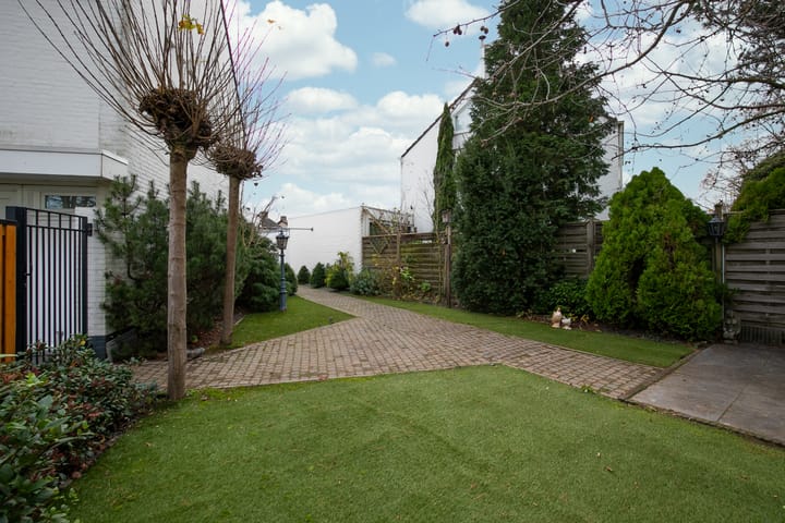 Foto 4 van Kerktiend 16