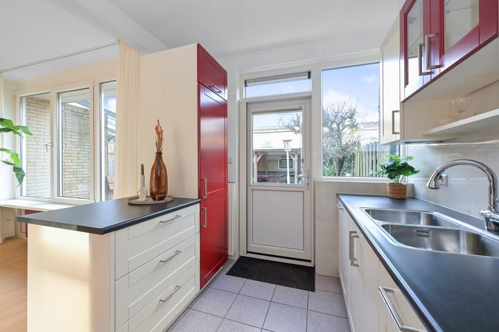 Photo 11 of Benesserlaan 330