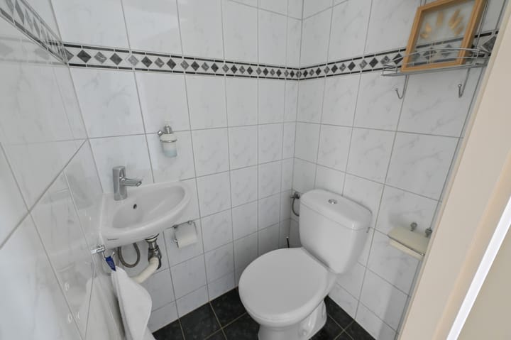 Photo 16 of Benesserlaan 330