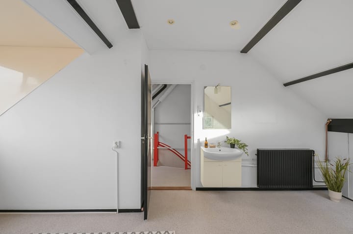 Photo 31 of Benesserlaan 330