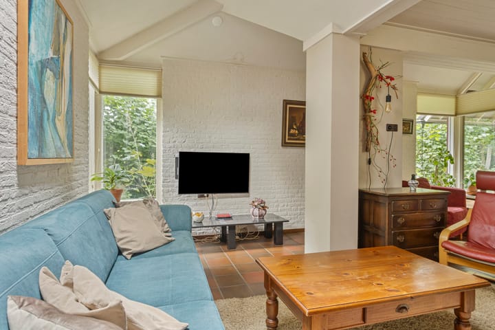 Foto 10 van Lariestraat 36-A