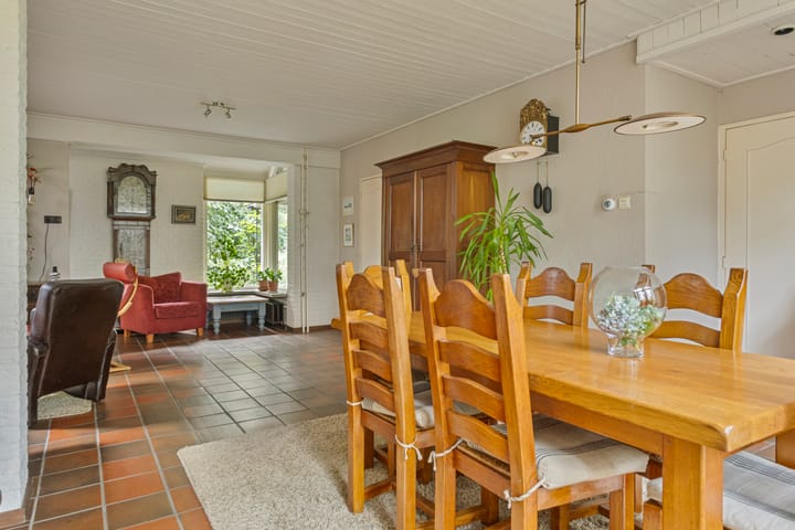 Foto 13 van Lariestraat 36-A