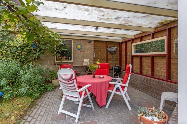 Foto 40 van Lariestraat 36-A