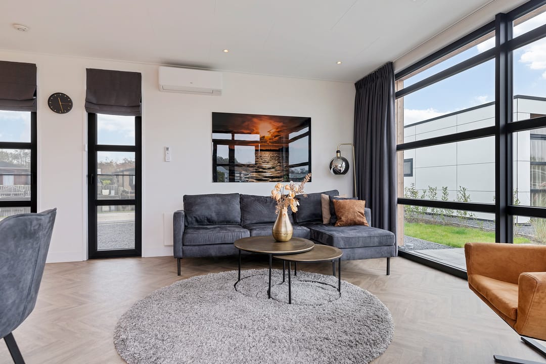 Foto 16 van Nieuw-Loosdrechtsedijk 215-CH020