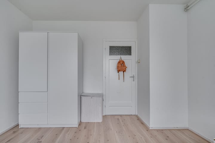 Foto 28 van Staringstraat 28