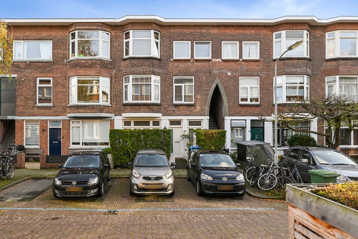 View photo 1 of van Naeltwijckstraat 22