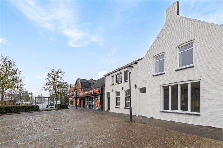 View photo 2 of Dorpsplein 9