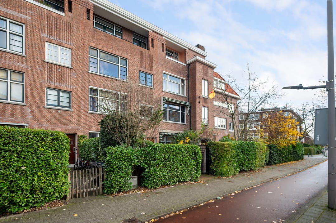 Photo 1 of Oudedijk 57-A