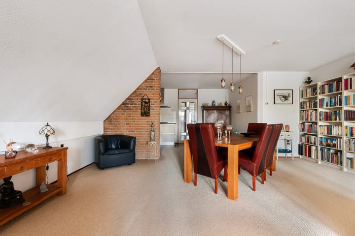 Foto 12 van Stationsplein 12