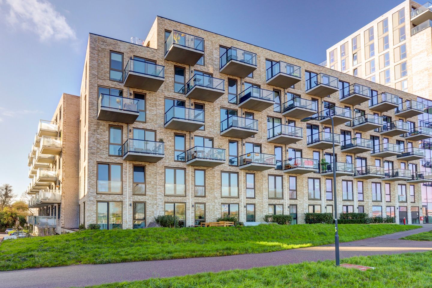 Foto 1 van Waalbandijk 213