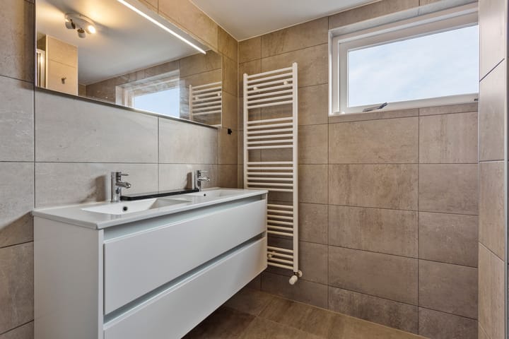 Photo 24 of Dr. Christine Baderstraat 50