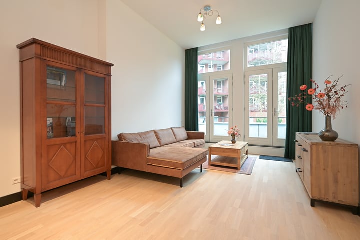 View photo 21 of Herengracht 17-E