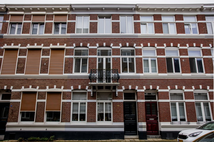 View photo 7 of Pierre Cuypersstraat 30