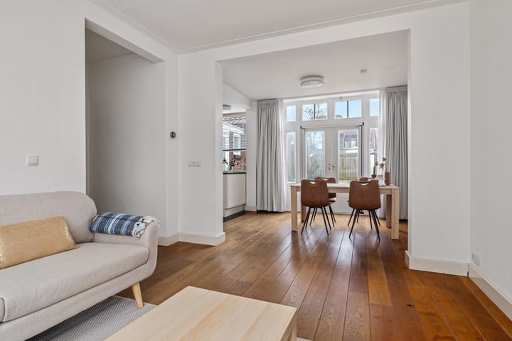 Foto 8 van Azaleastraat 18