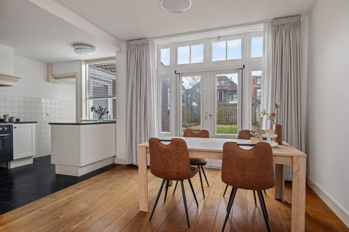 Foto 9 van Azaleastraat 18