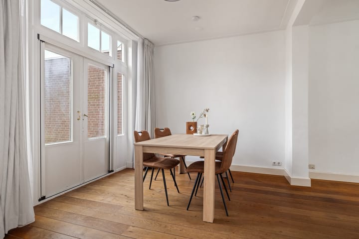 Foto 12 van Azaleastraat 18