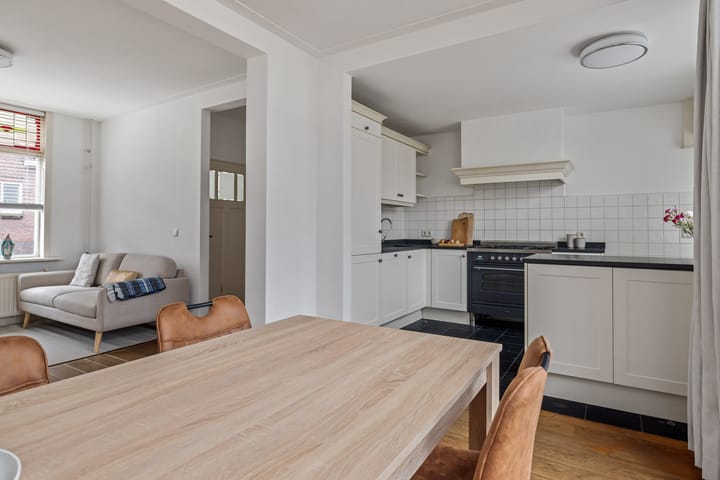 Foto 15 van Azaleastraat 18