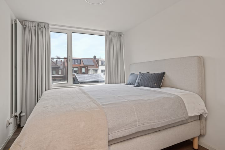 Foto 23 van Azaleastraat 18