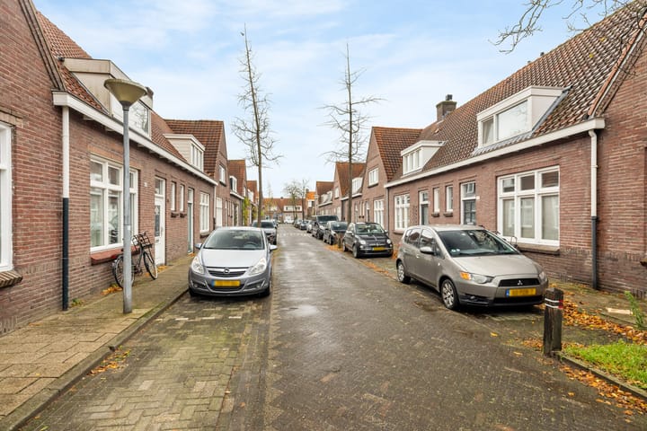 Foto 40 van Azaleastraat 18