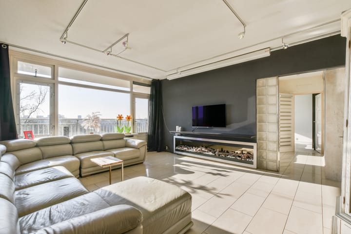 Foto 2 van Tjasker 64