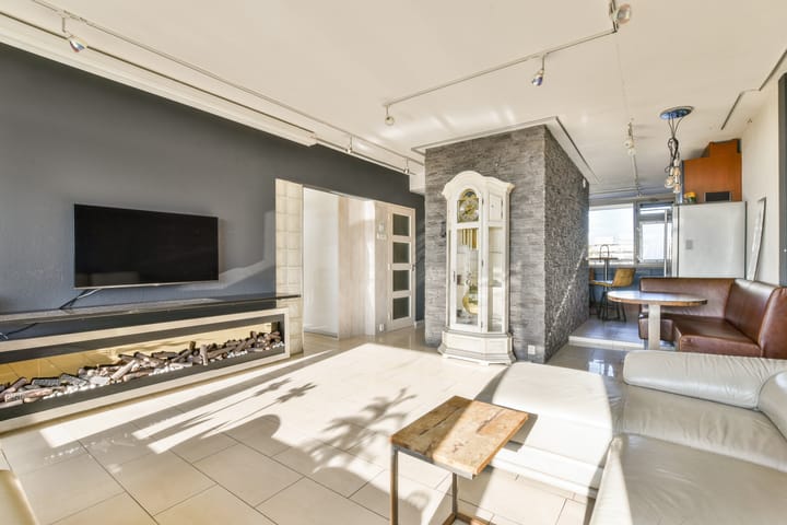 Foto 4 van Tjasker 64