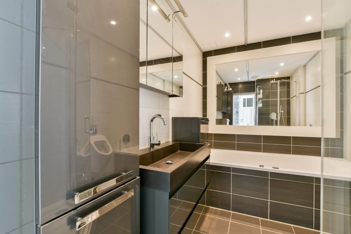 Foto 12 van Tjasker 64