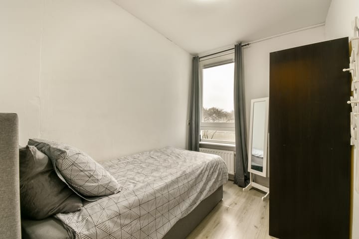 Foto 15 van Blauwe Druifjesstraat 4