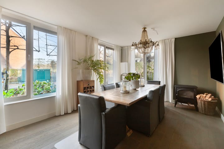 Foto 8 van Zenderenstraat 85