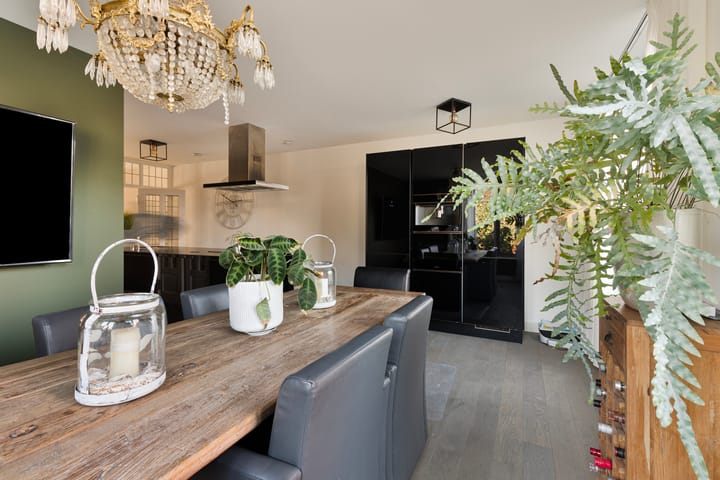 Foto 9 van Zenderenstraat 85