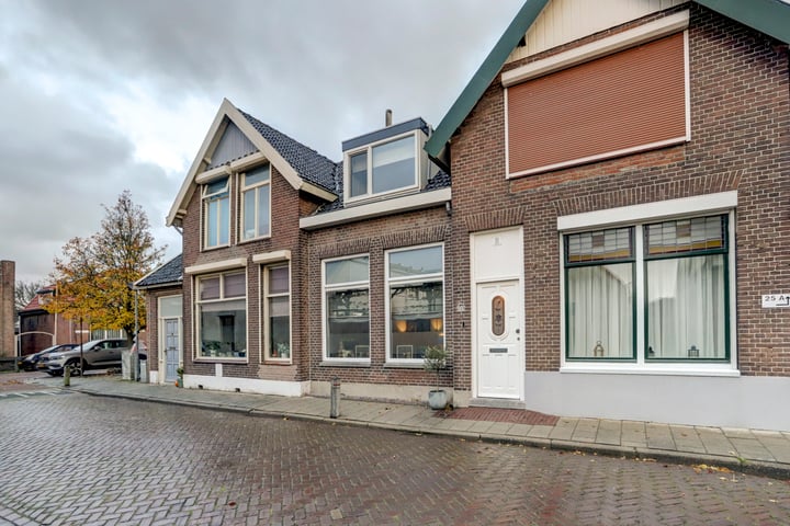 Bekijk foto 2 van Merwedestraat 25